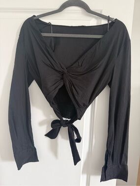 Zara Black Long-Sleeve Tie-Front Crop Top